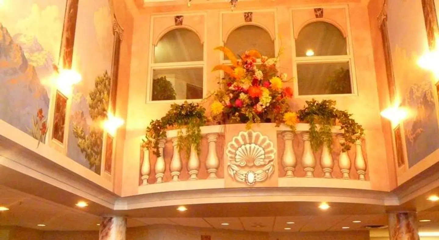 Coast Abbotsford Hotel & Suites LOUNGE_LOBBY