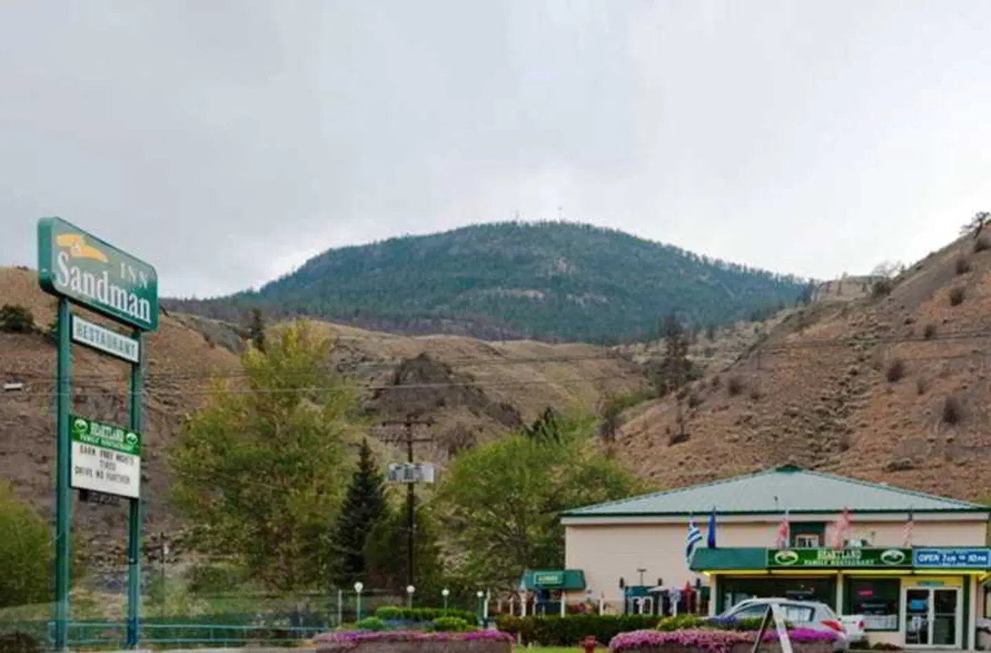 Sandman Inn Cache Creek LANDSCAPE