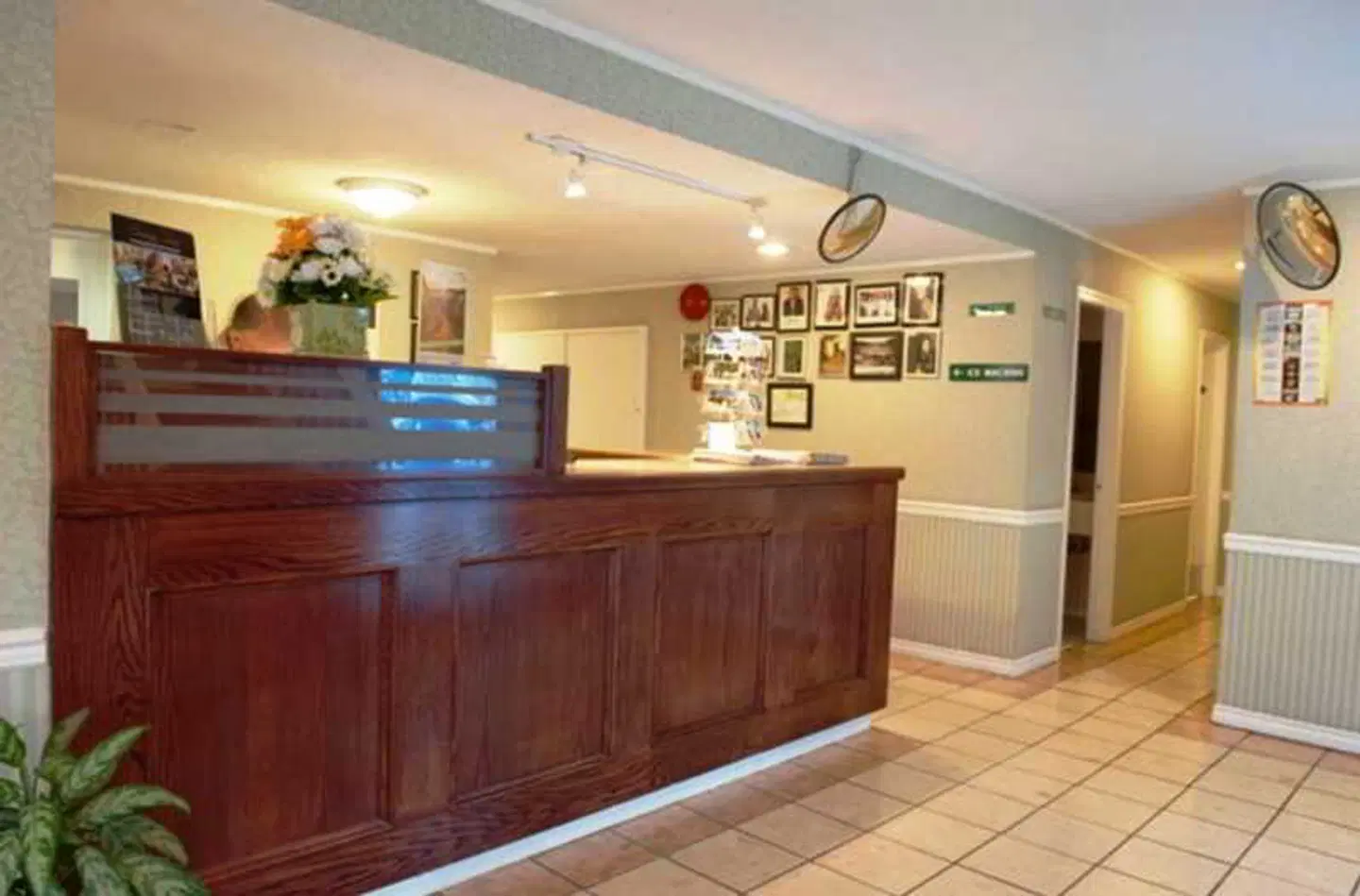 Sandman Inn Cache Creek LOUNGE_LOBBY