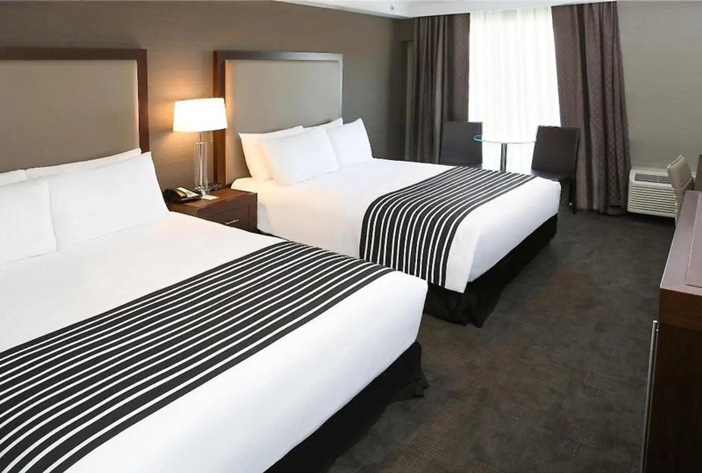 Sandman Hotel Abbotsford Airport ROOM_EXAMPLE