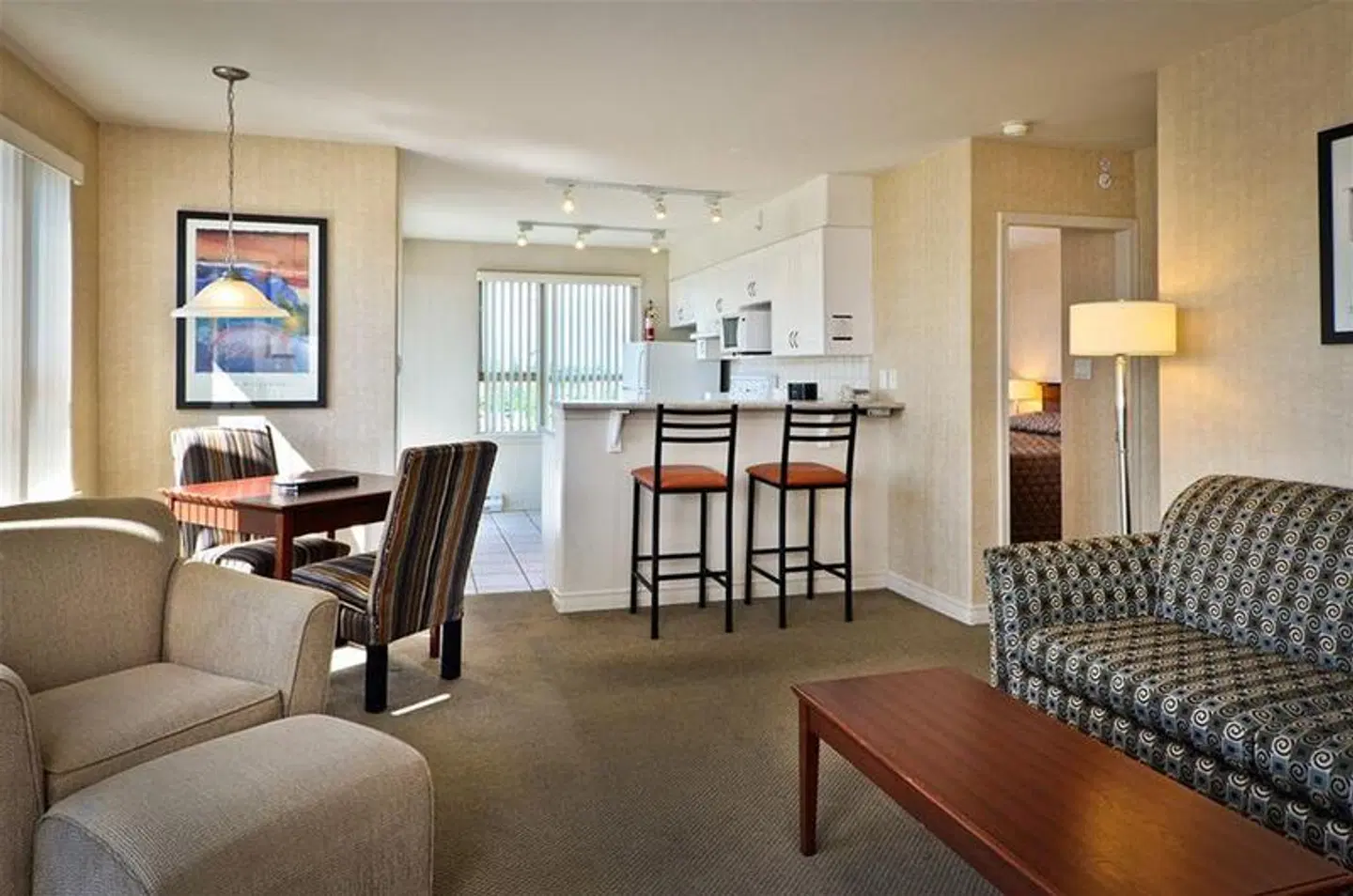 Sandman Suites Surrey - Guildford LOUNGE_LOBBY