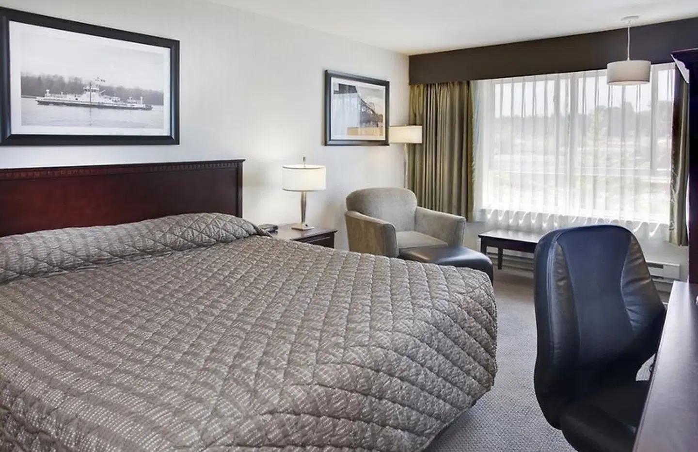 Sandman Hotel Langley ROOM_EXAMPLE