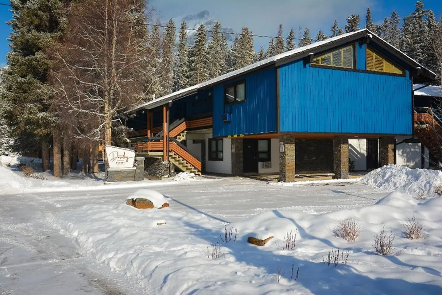 The Dorothy Motel EXTERIOR