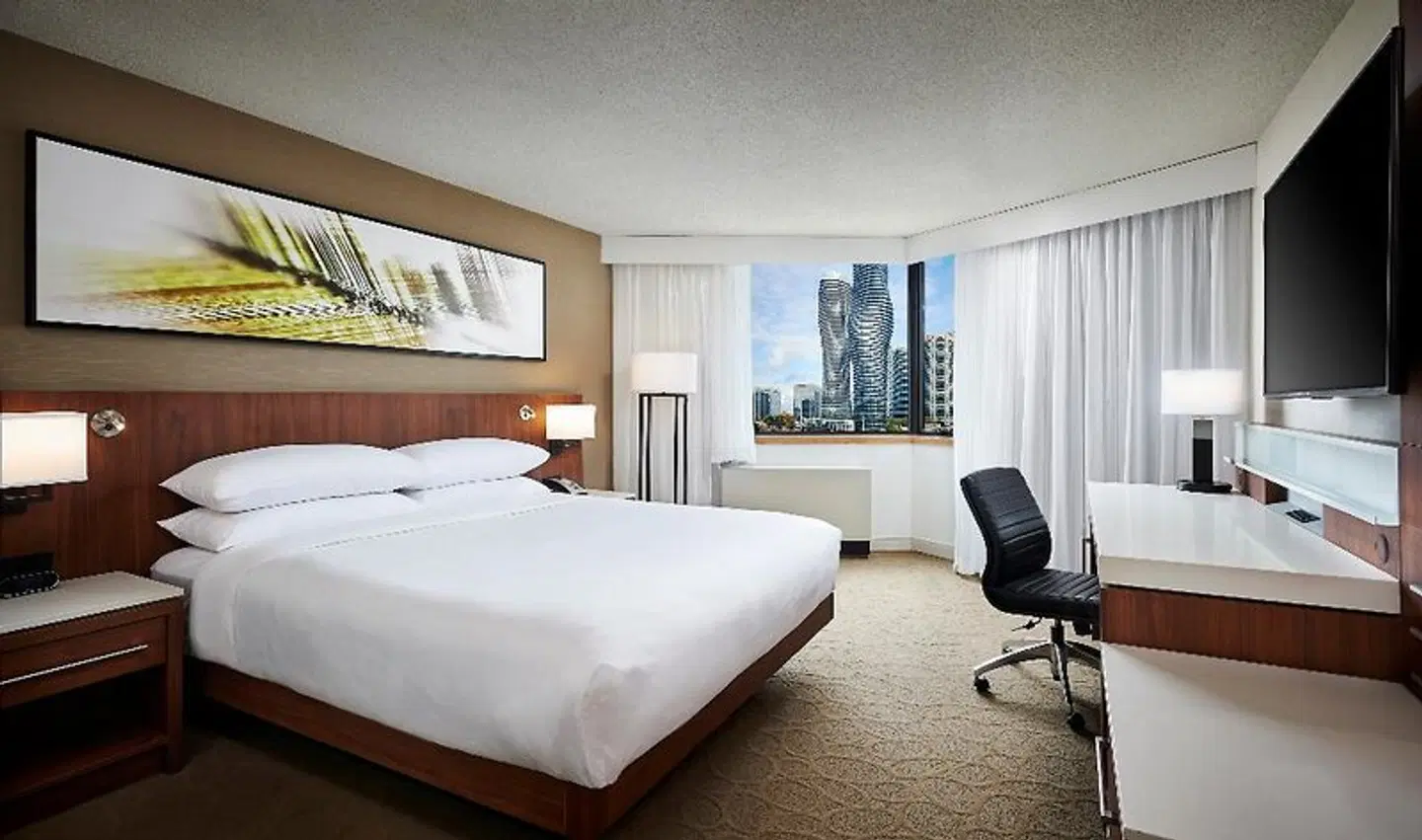 Delta Hotels by Marriott Toronto Mississauga ROOM_EXAMPLE
