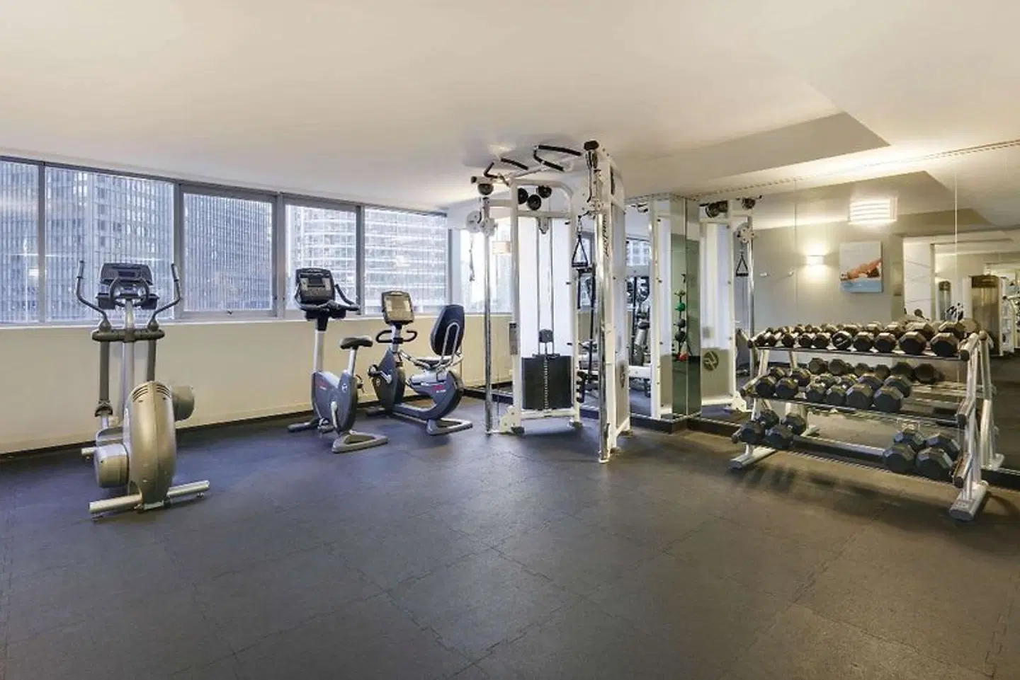 Wyndham Grand Chicago Riverfront SPORTS_AND_LEISURE