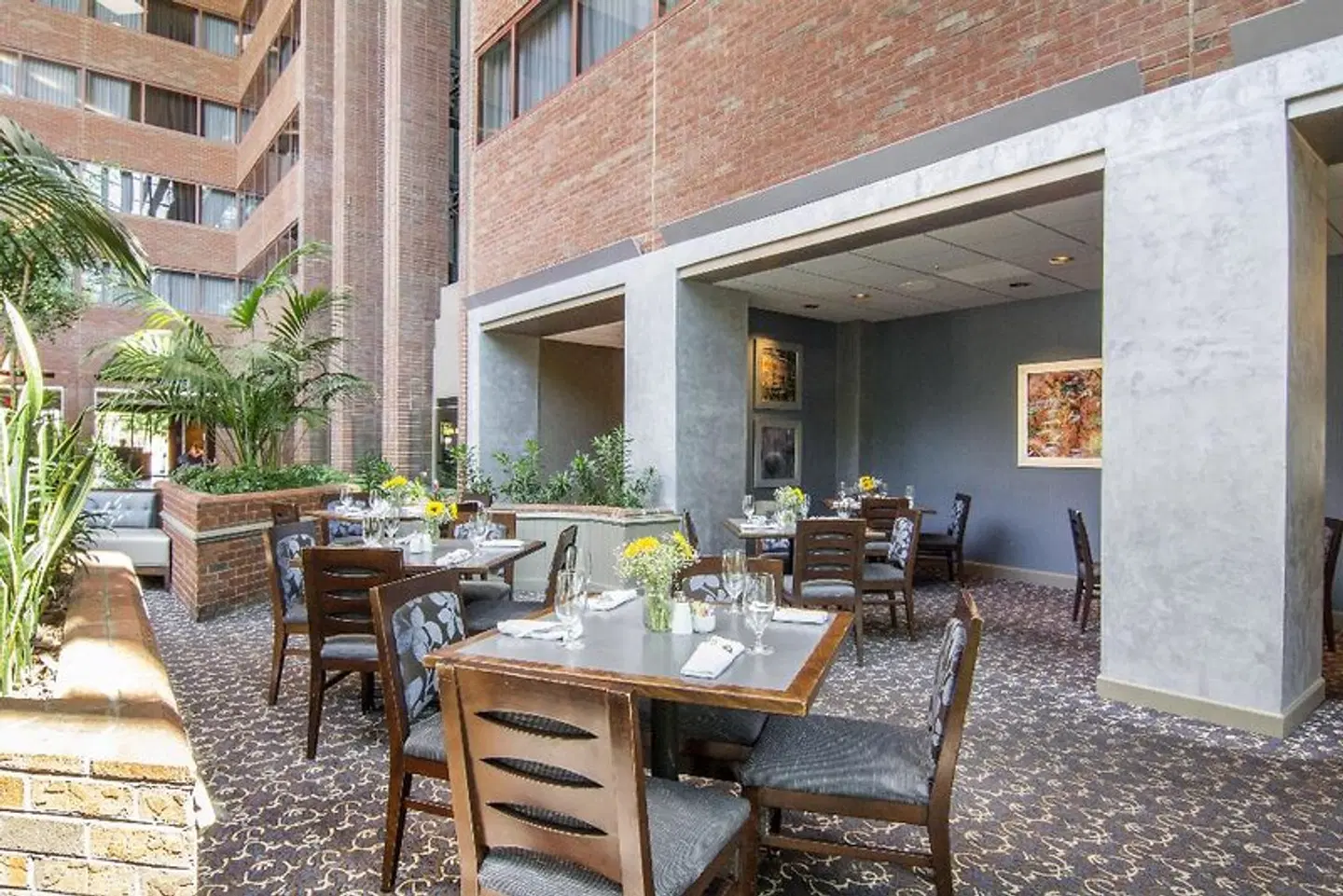 Omni Charlottesville Restaurant