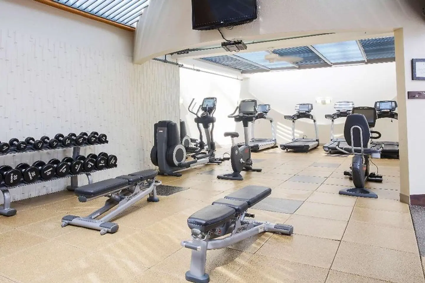 DoubleTree by Hilton Rochester SPORTS_AND_LEISURE