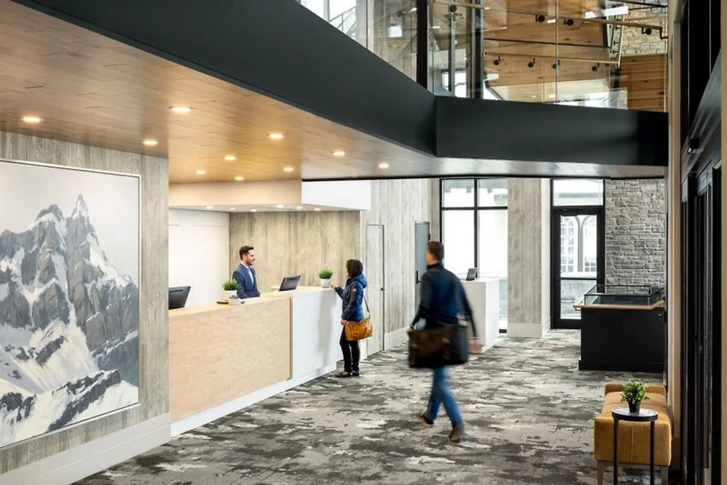 Peaks Hotel and Suites LOUNGE_LOBBY