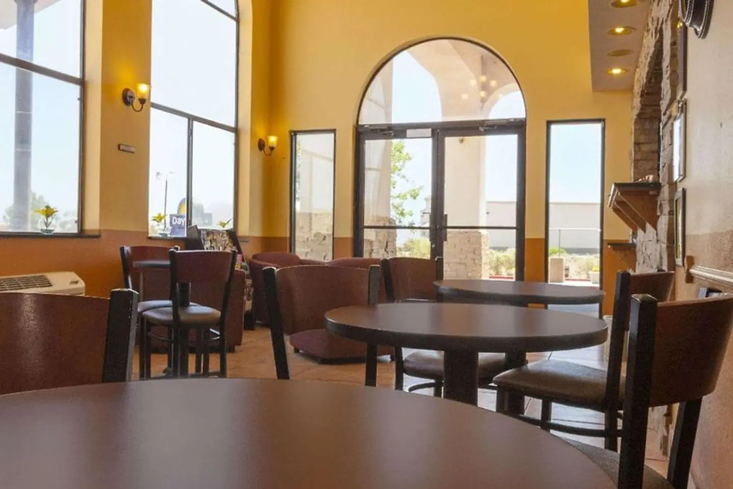 Days Inn by Wyndham Los Lunas LOUNGE_LOBBY
