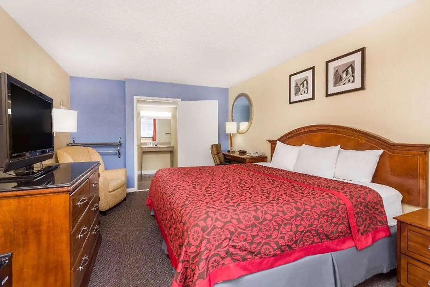 Days Inn by Wyndham College Park Airport Best Road ROOM_EXAMPLE