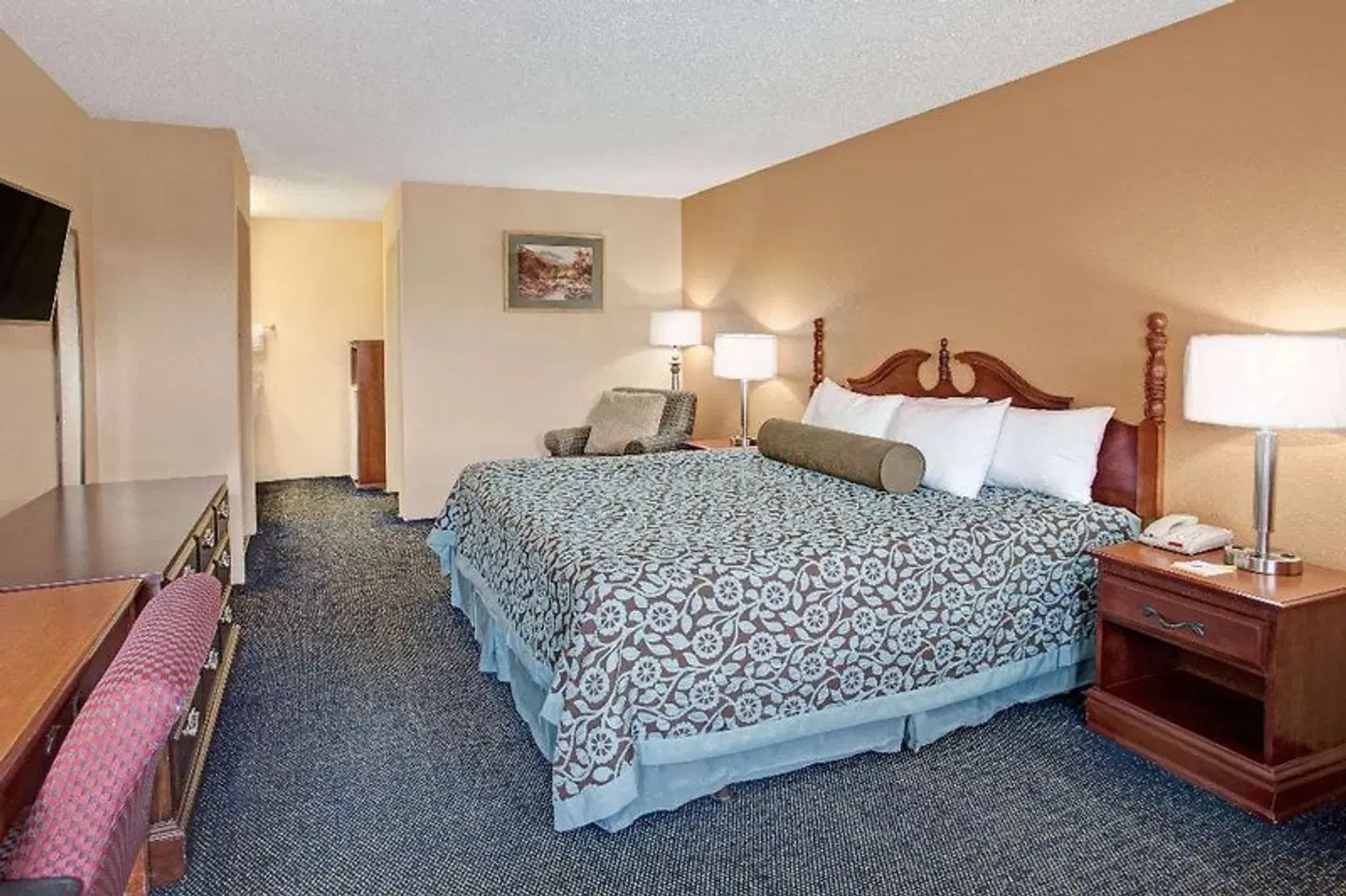 Days Inn by Wyndham Marietta White Water ROOM_EXAMPLE