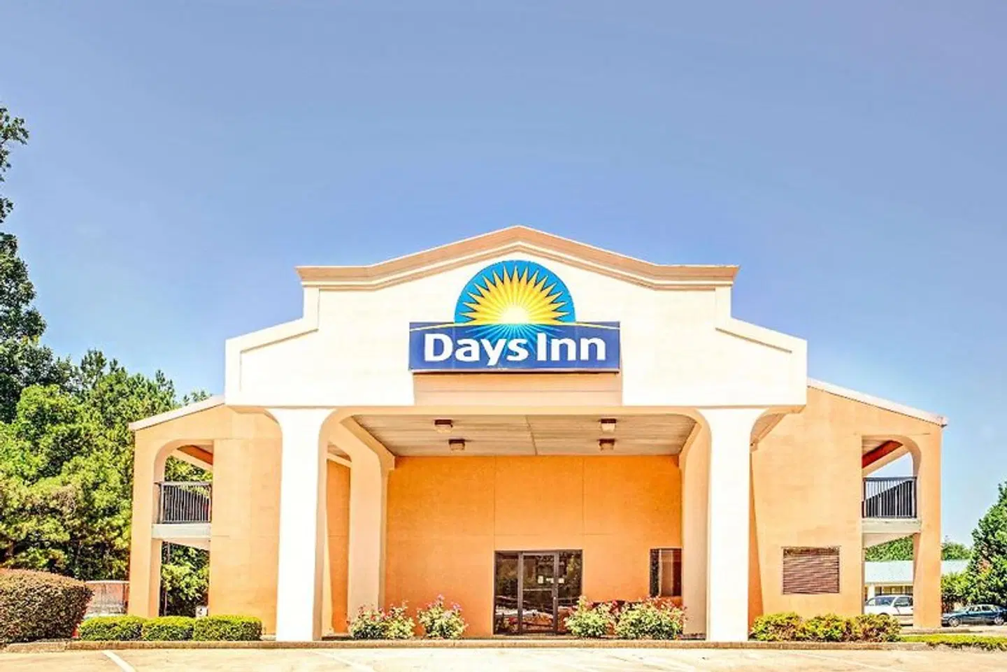 Days Inn by Wyndham Kennesaw EXTERIOR