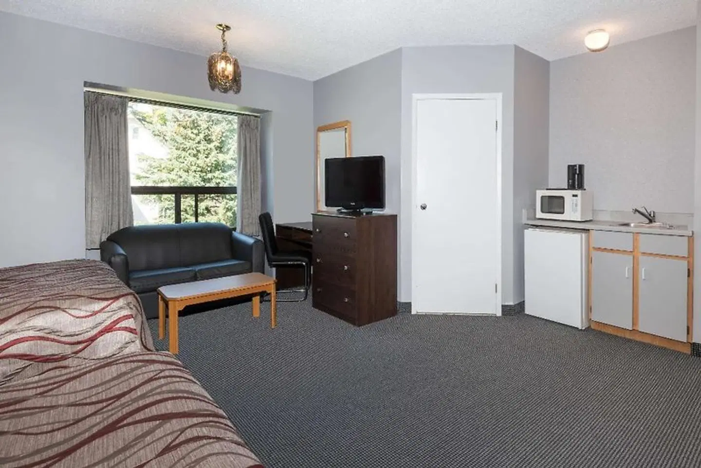 Super 8 by Wyndham Mt Hope Hamilton Intl Arpt ON ROOM_EXAMPLE