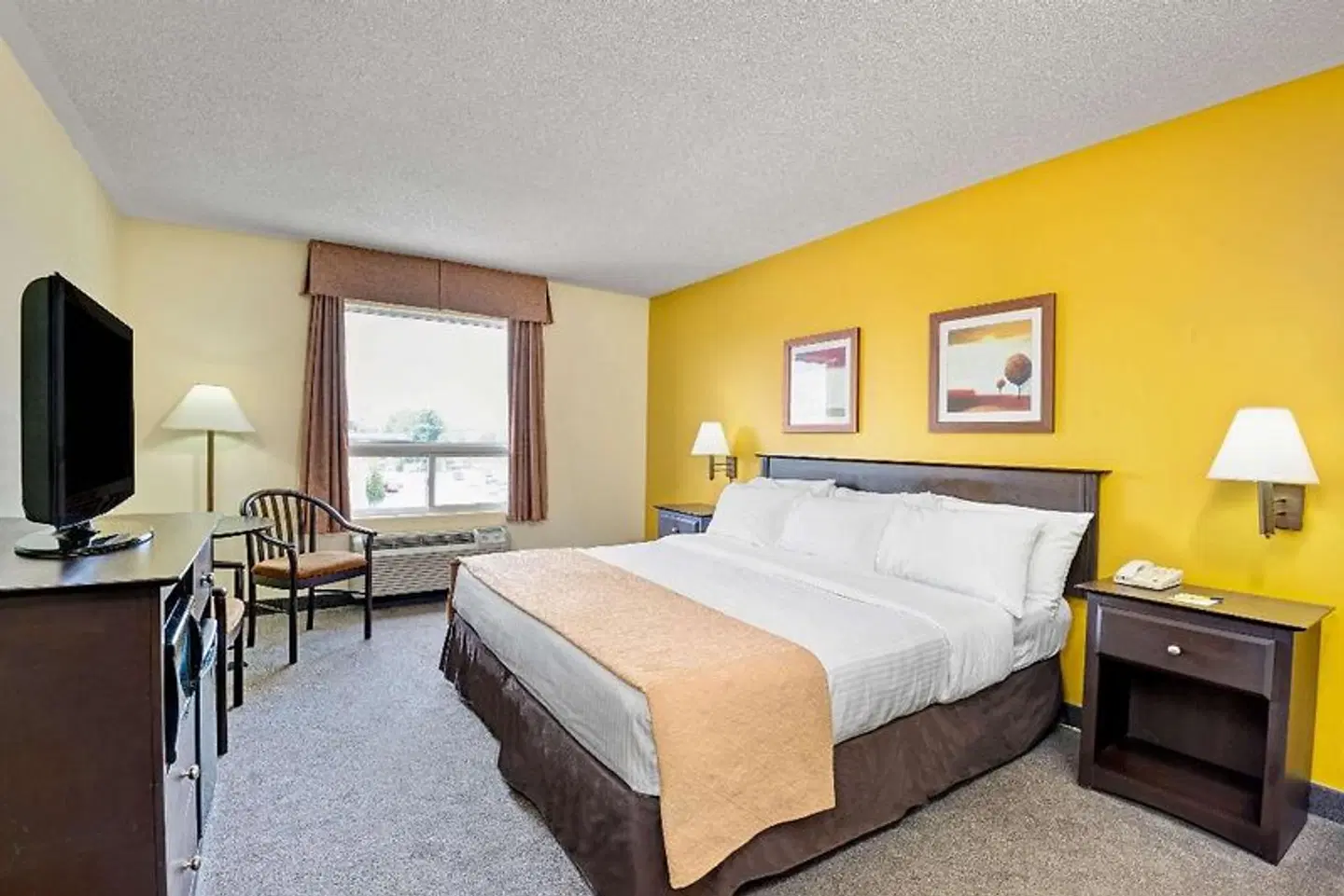 Super 8 by Wyndham Barrie ROOM_EXAMPLE