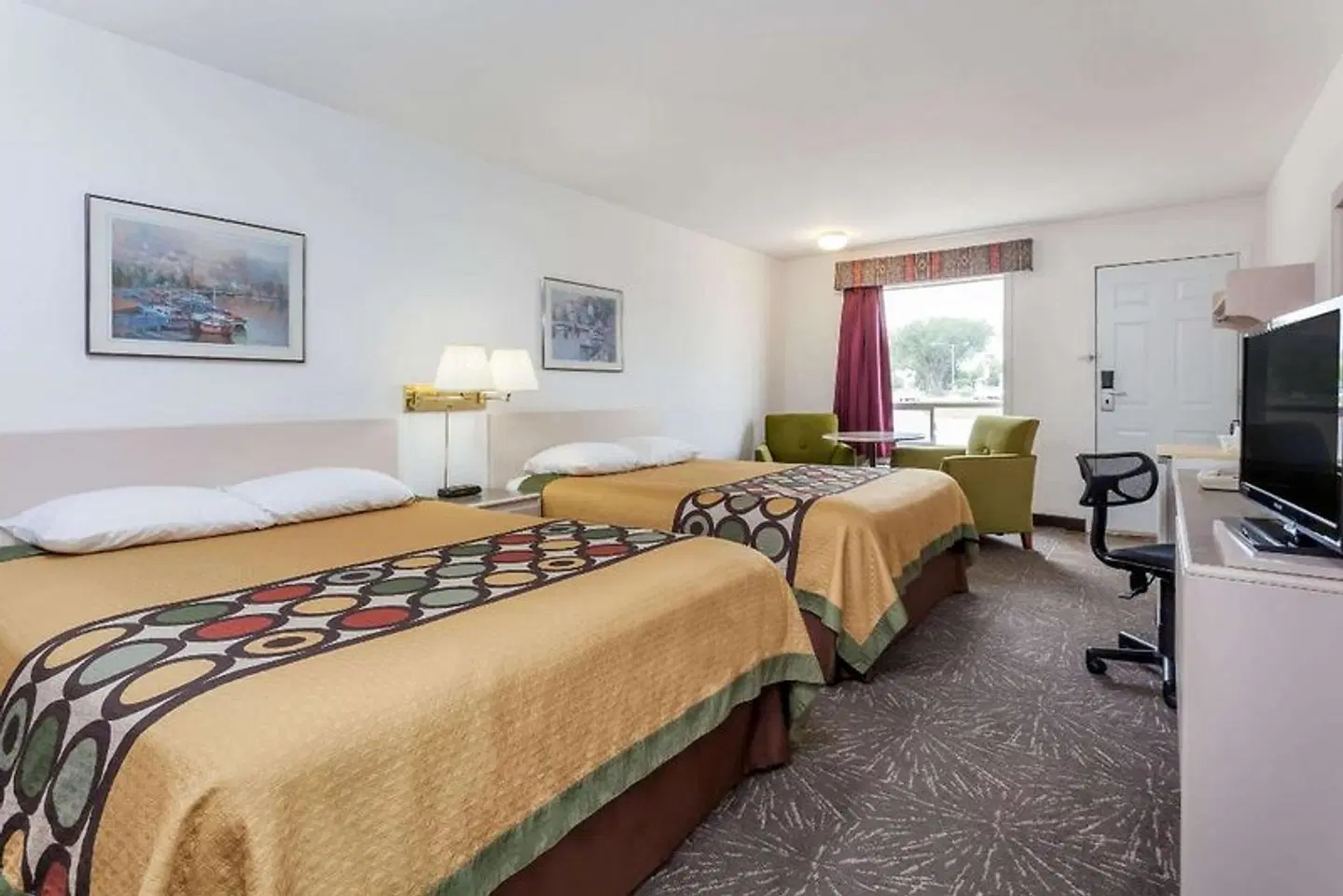 Super 8 by Wyndham Taber AB ROOM_EXAMPLE