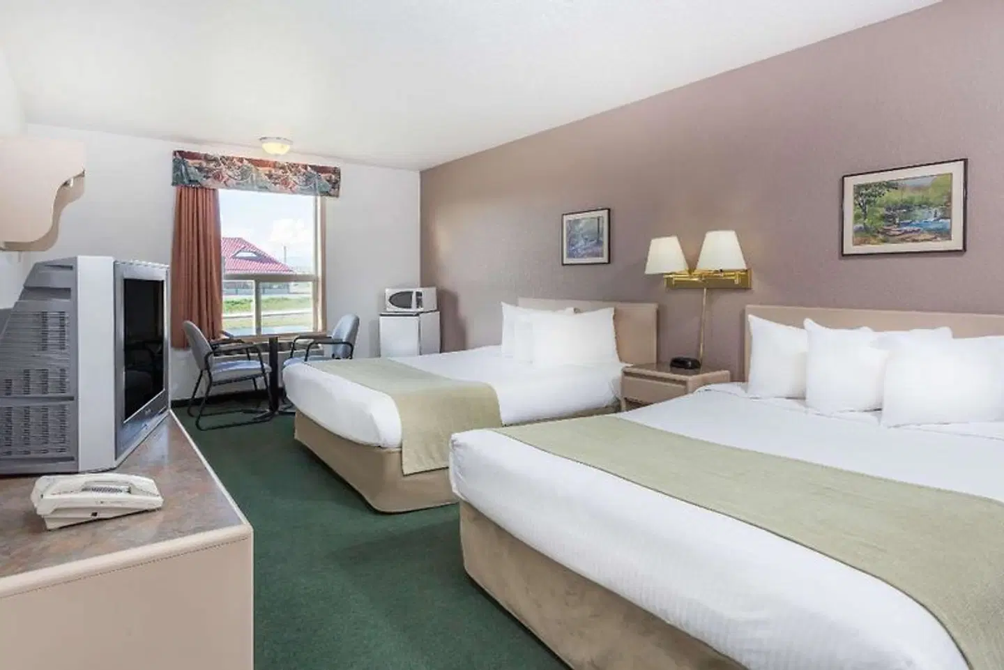 Super 8 by Wyndham Pincher Creek AB ROOM_EXAMPLE