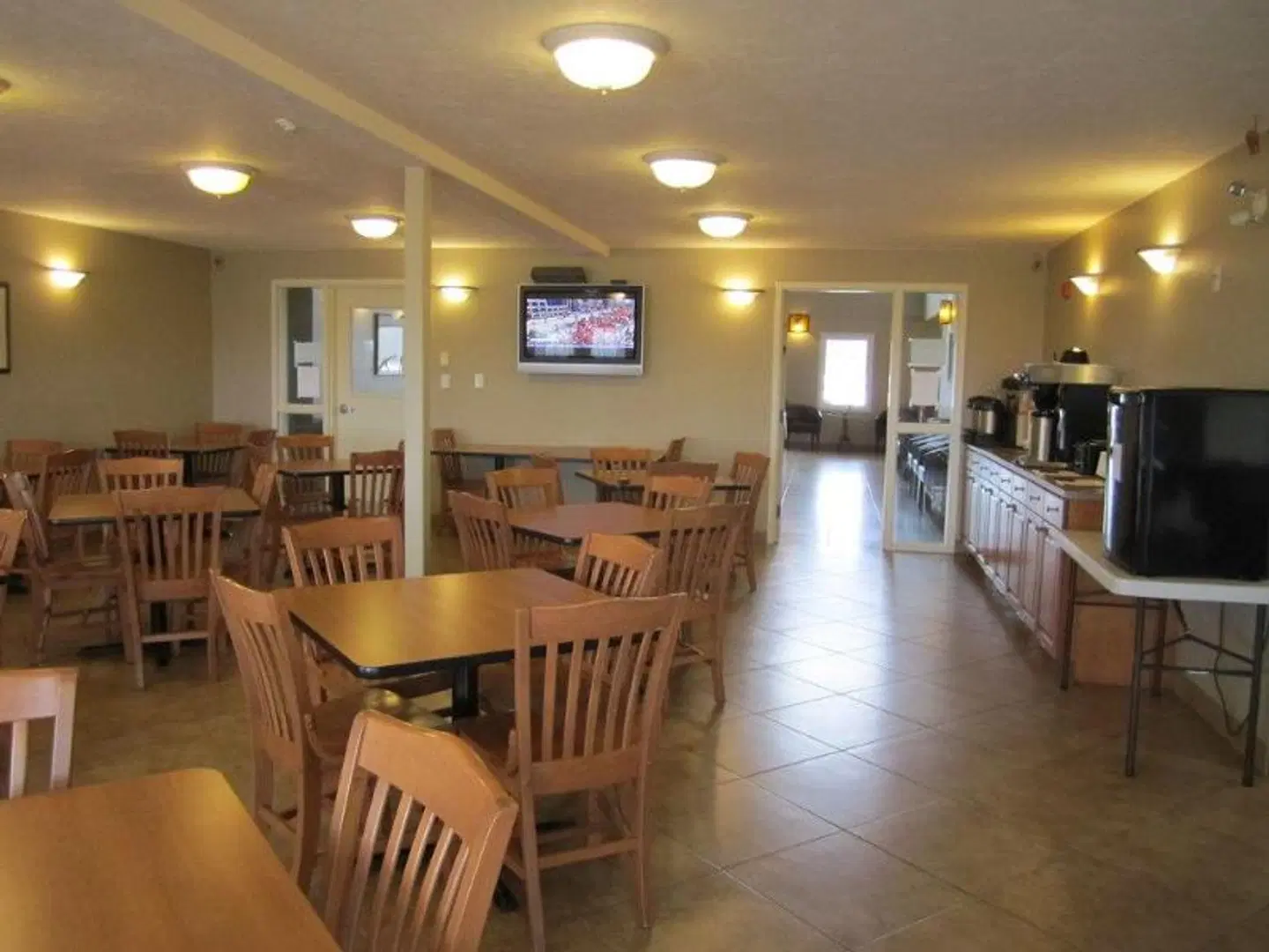 Auberge Bouctouche Inn & Suites Restaurant