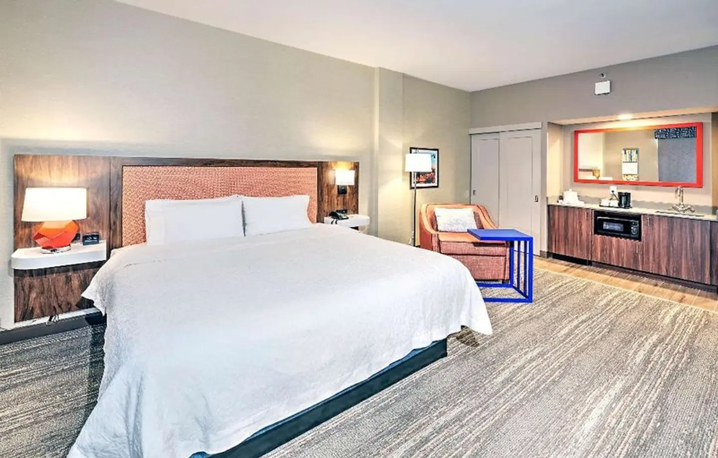 Hampton Inn by Hilton Ottawa ROOM_EXAMPLE