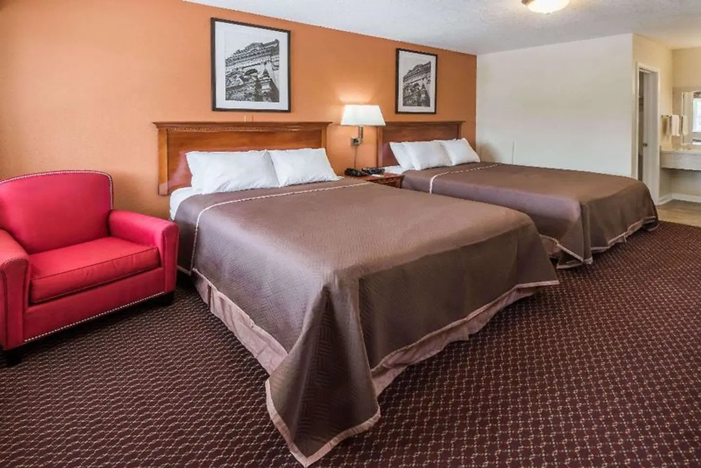 Travelodge Grove City ROOM_EXAMPLE