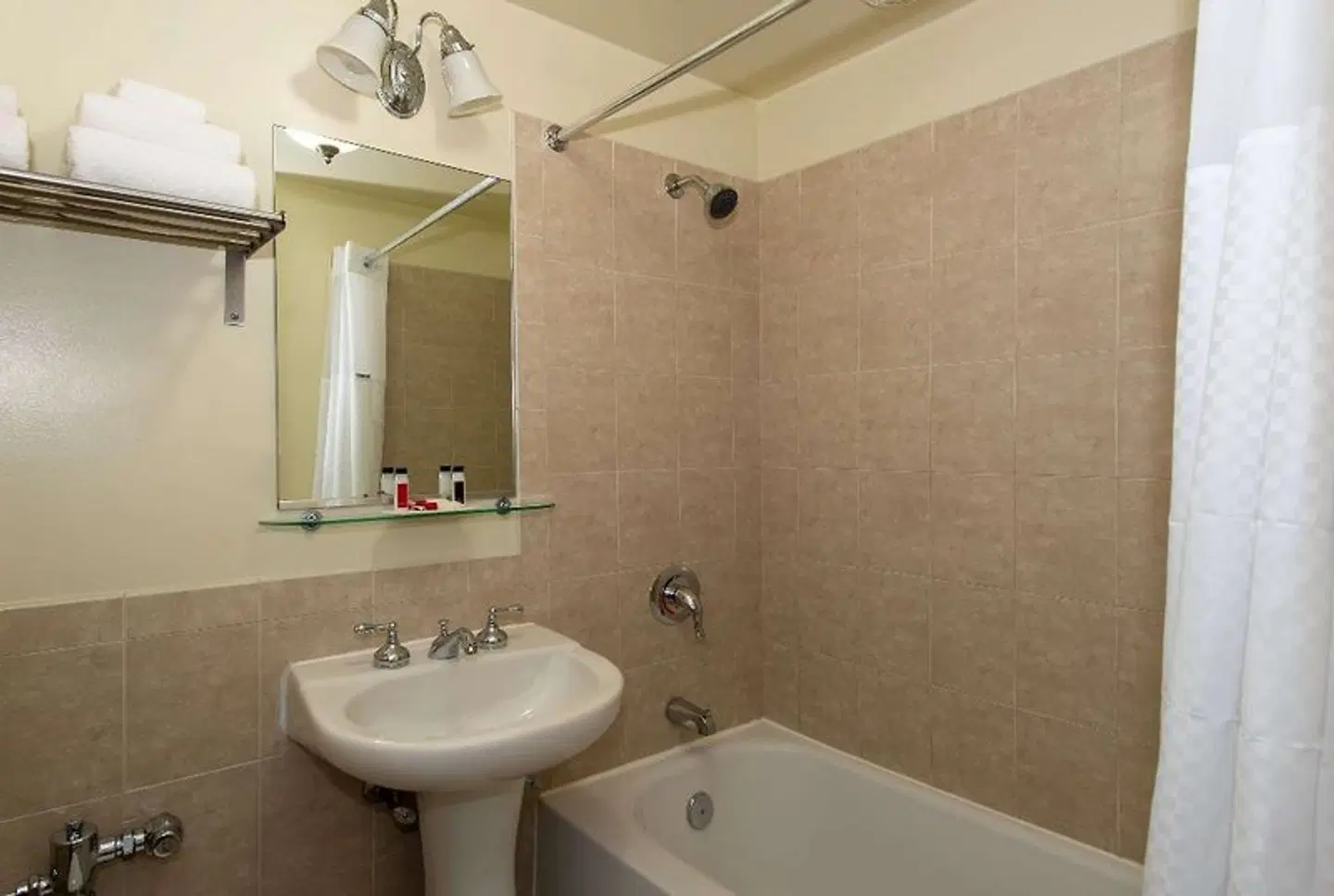 Travelodge by Wyndham Downtown Chicago Badezimmer