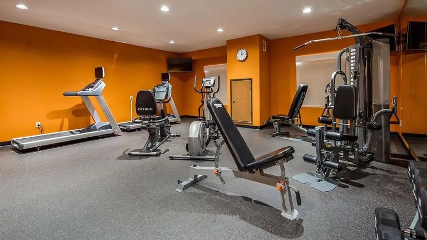 Best Western Plus Henderson SPORTS_AND_LEISURE