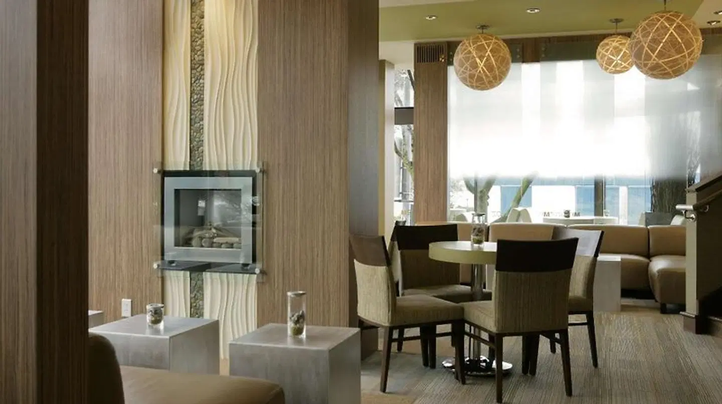 Coast Bastion Hotel Restaurant