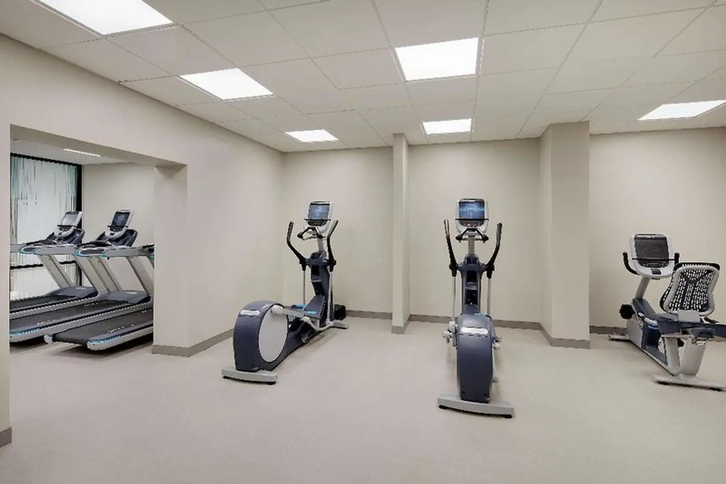 Embassy Suites by Hilton Atlanta Perimeter Center SPORTS_AND_LEISURE