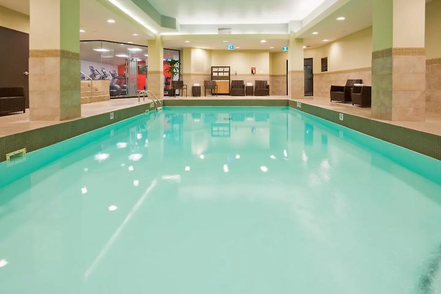 The Hollis Halifax - a DoubleTree Suites by Hilton Hallenbad