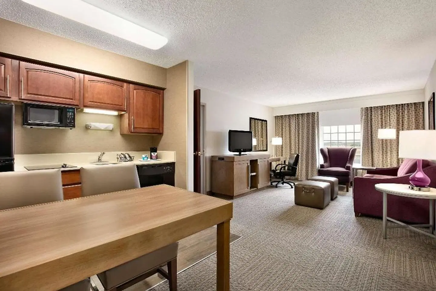 Hampton Inn & Suites Hershey ROOM_EXAMPLE