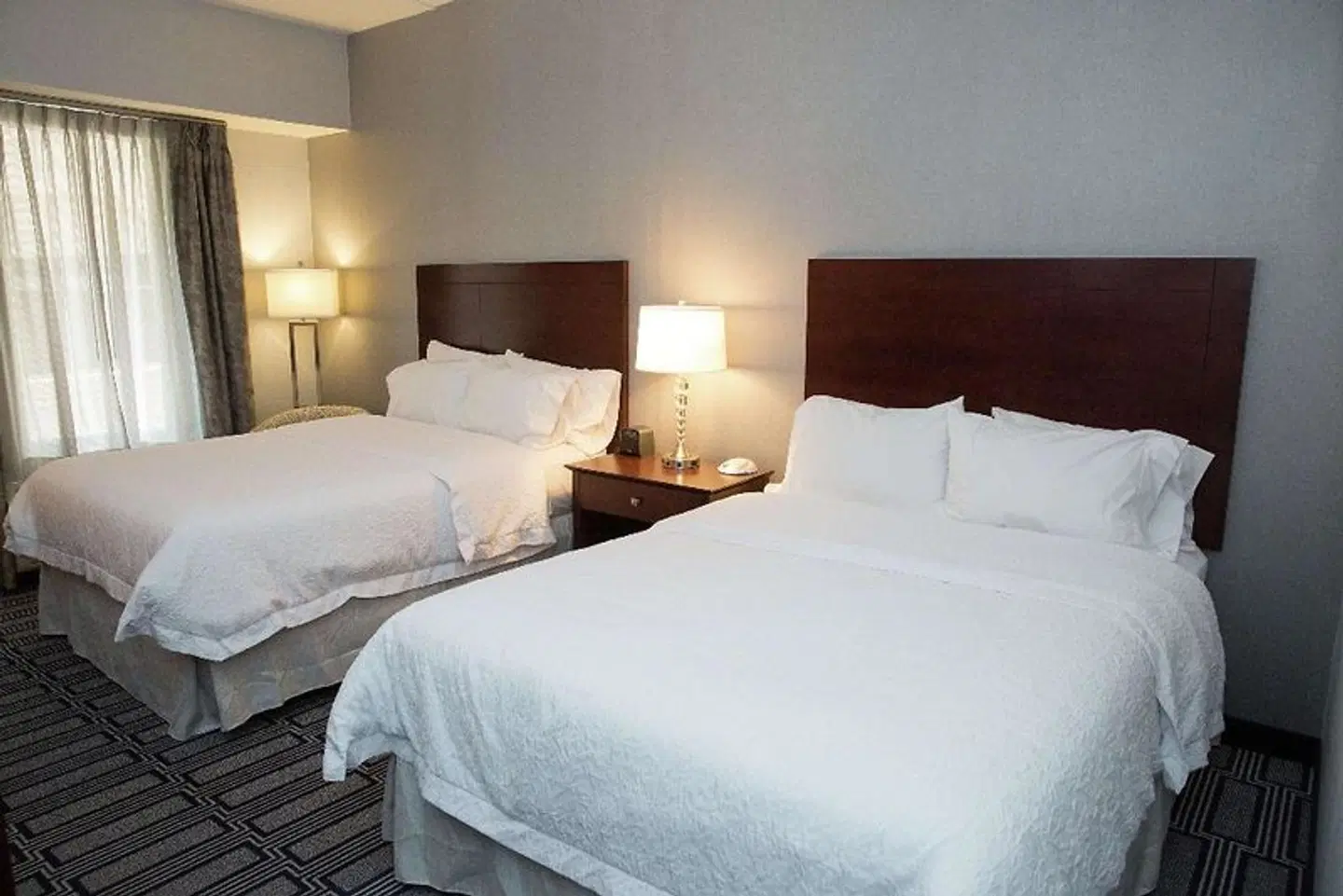 Hampton Inn & Suites Providence Downtown ROOM_EXAMPLE