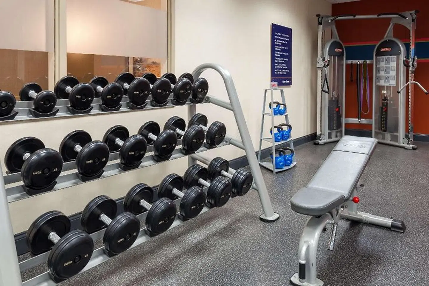 Hampton Inn & Suites Buffalo Downtown SPORTS_AND_LEISURE