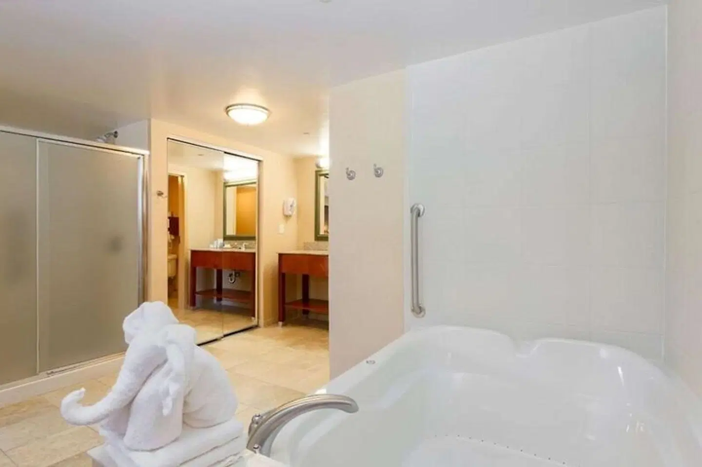 Hampton Inn & Suites Poughkeepsie HEALTH_BEAUTY