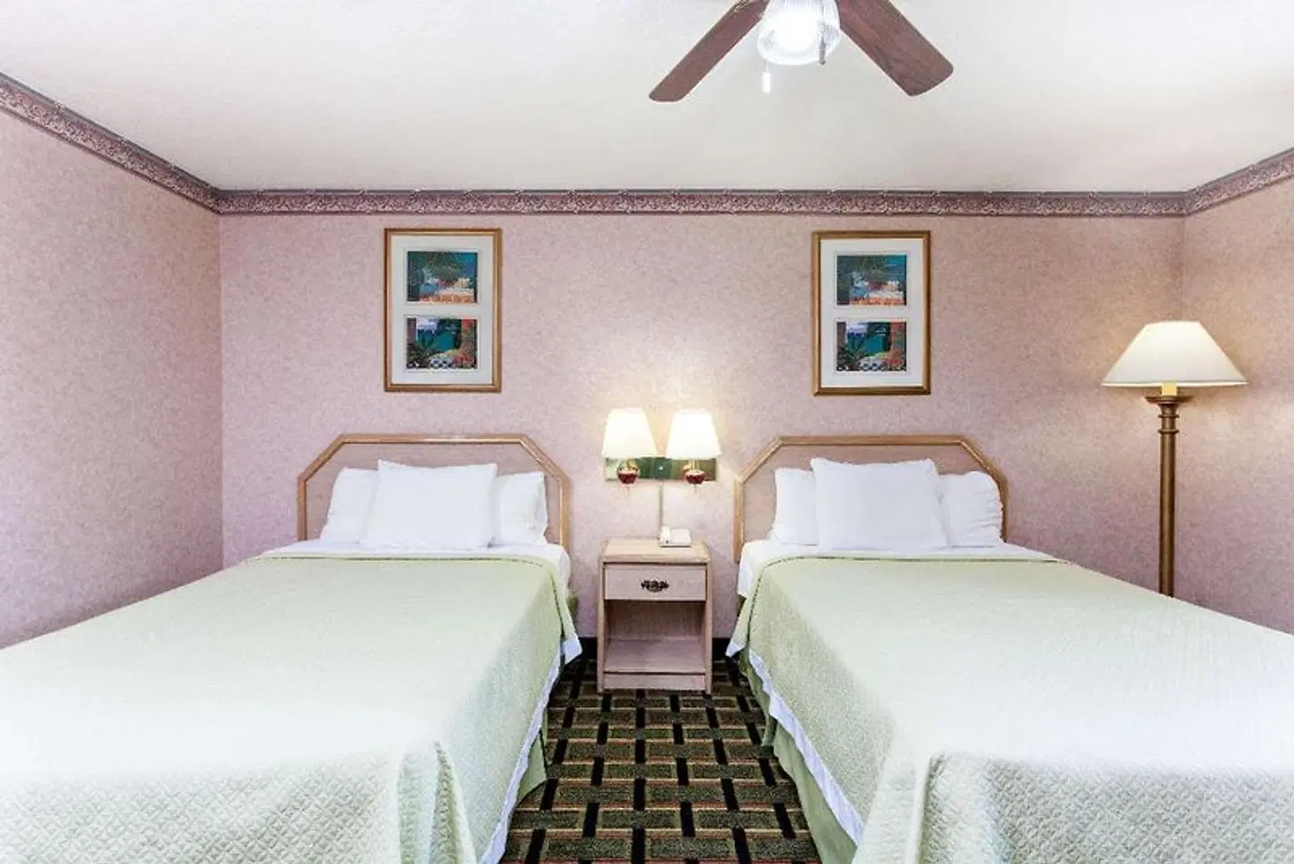 Days Inn by Wyndham Holladay ROOM_EXAMPLE