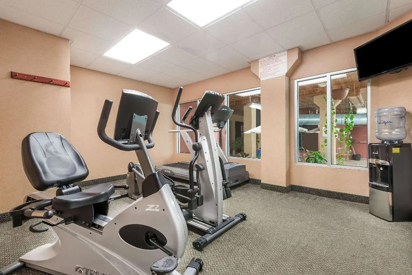 Days Inn & Suites by Wyndham Bozeman SPORTS_AND_LEISURE