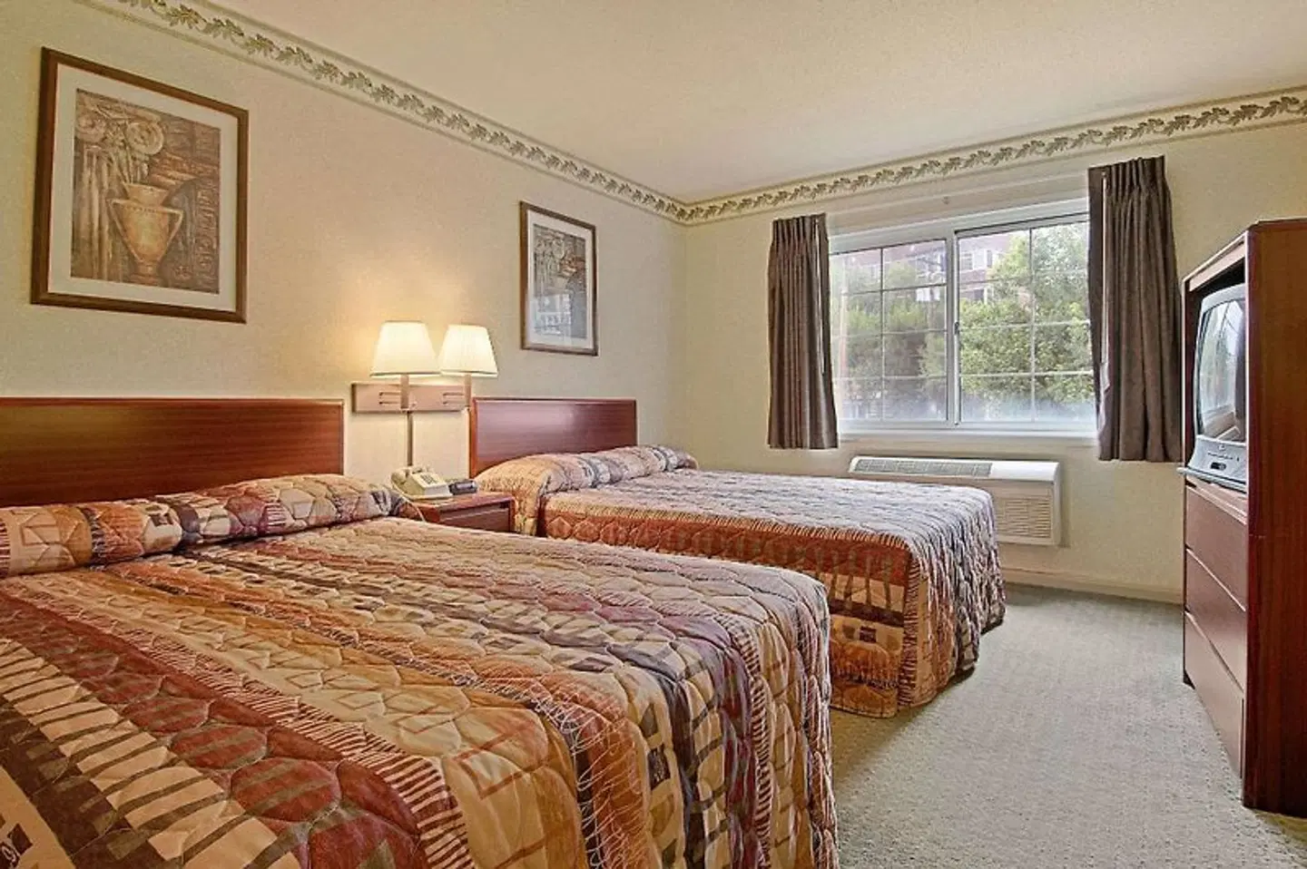 Days Inn by Wyndham Cleveland Lakewood ROOM_EXAMPLE