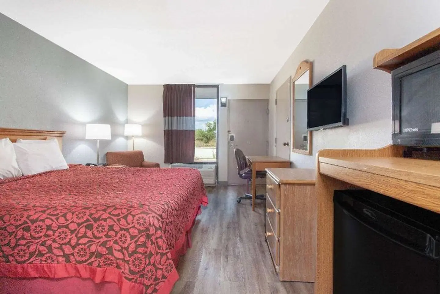 Days Inn by Wyndham Clinton / Laurens I-26 ROOM_EXAMPLE