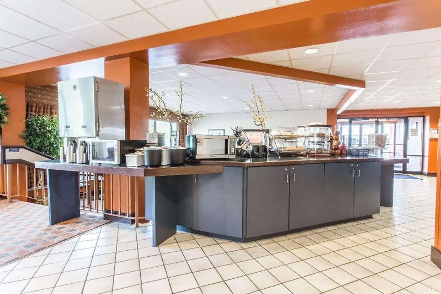 Baymont by Wyndham Cincinnati LOUNGE_LOBBY