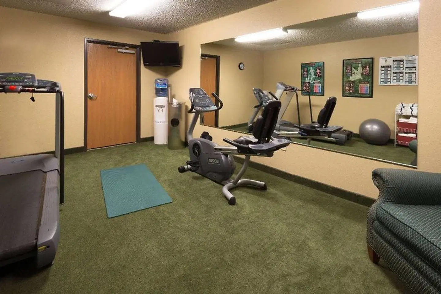 AmericInn by Wyndham Minocqua SPORTS_AND_LEISURE