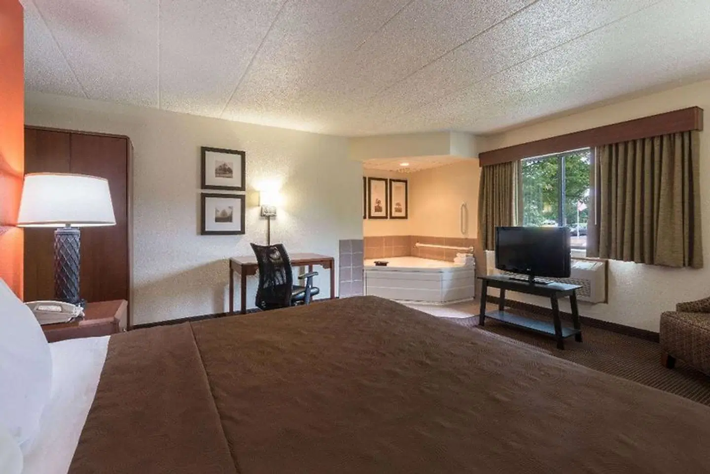 AmericInn by Wyndham Minocqua ROOM_EXAMPLE