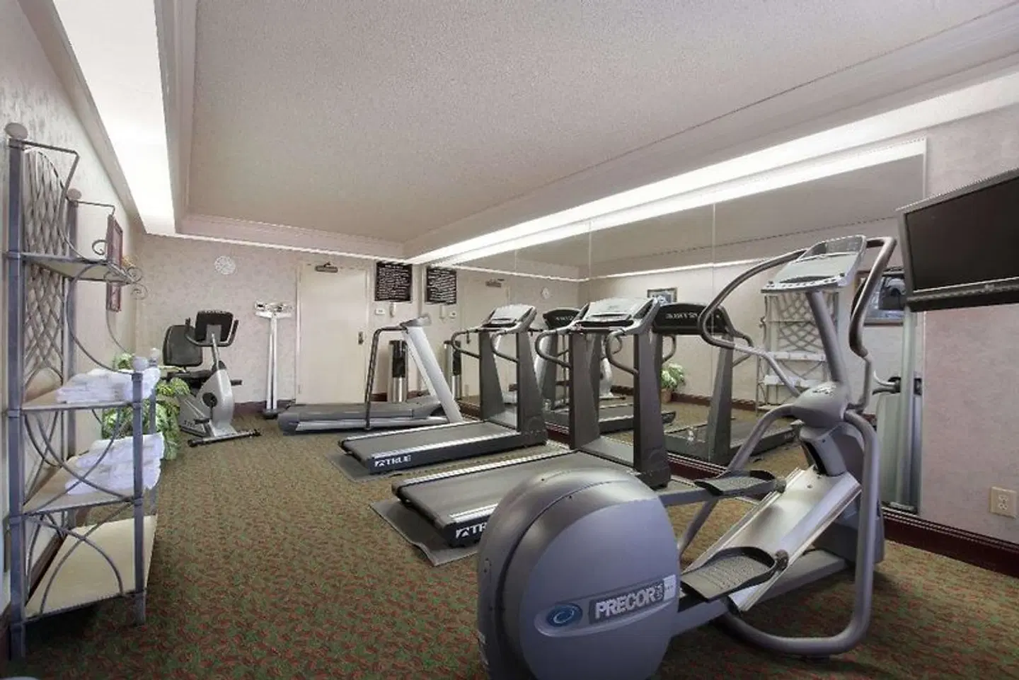 Days Inn by Wyndham Longview South SPORTS_AND_LEISURE