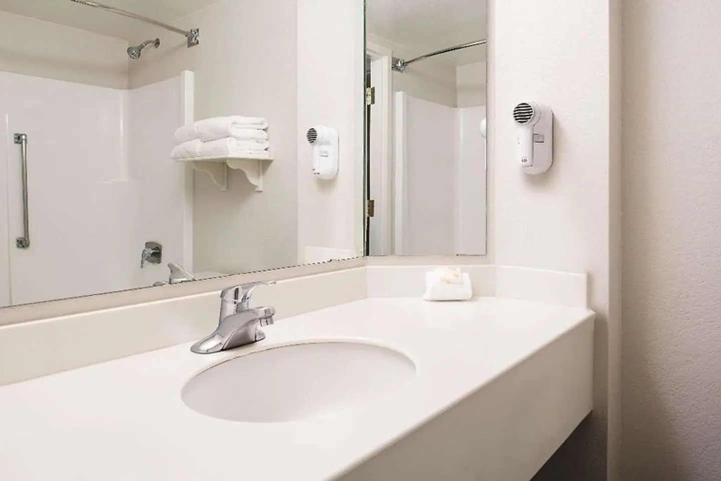 La Quinta Inn Sacramento Downtown Badezimmer