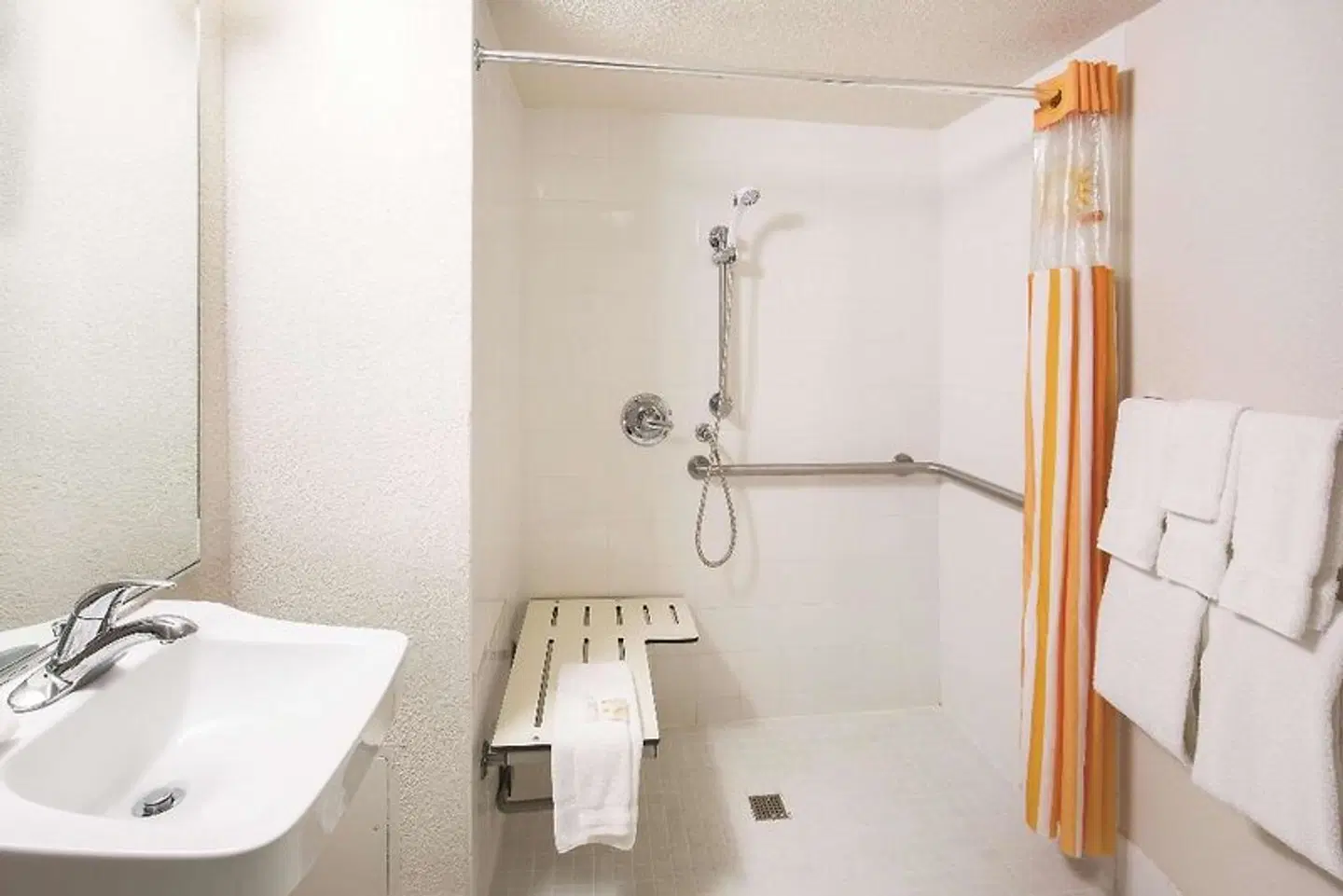 La Quinta Inn Sacramento Downtown Badezimmer
