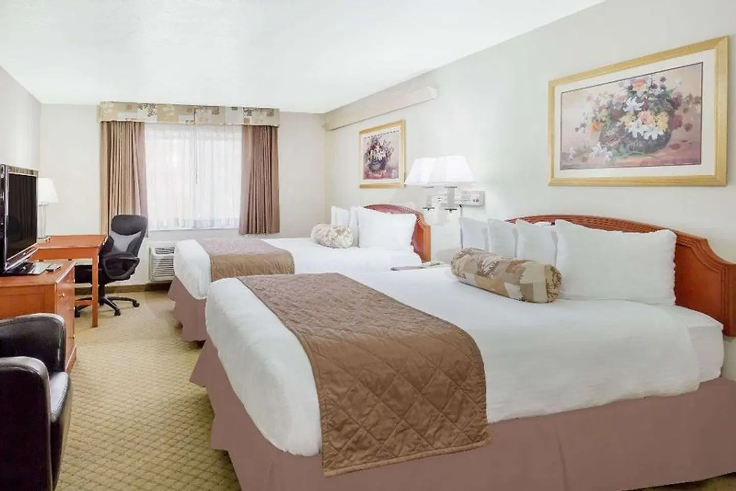 Ramada by Wyndham Ely ROOM_EXAMPLE