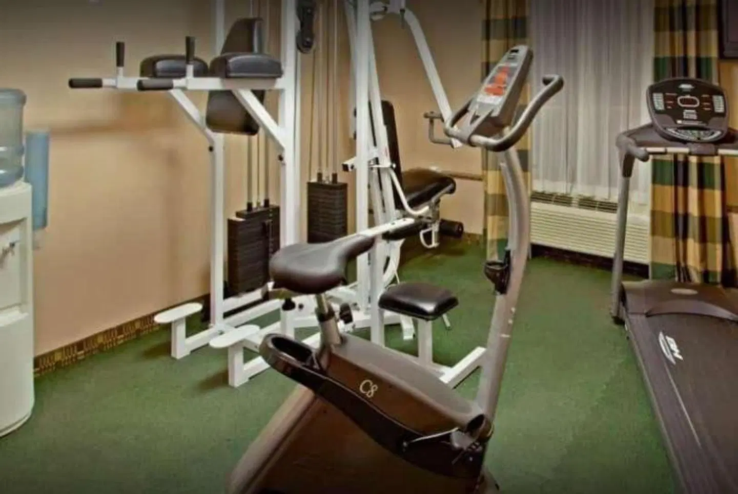 Days Hotel by Wyndham North Bergen /NYC Area SPORTS_AND_LEISURE