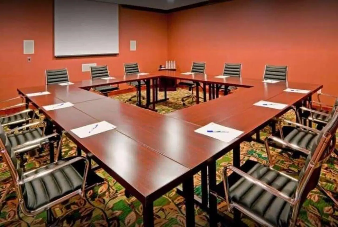 Days Hotel by Wyndham North Bergen /NYC Area Konferenz