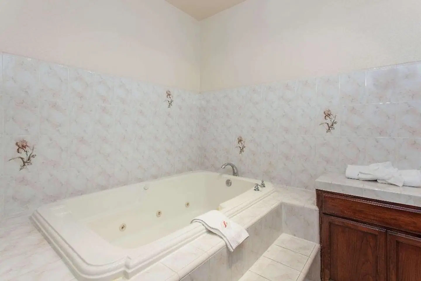 Ramada by Wyndham Fresno Northwest Badezimmer