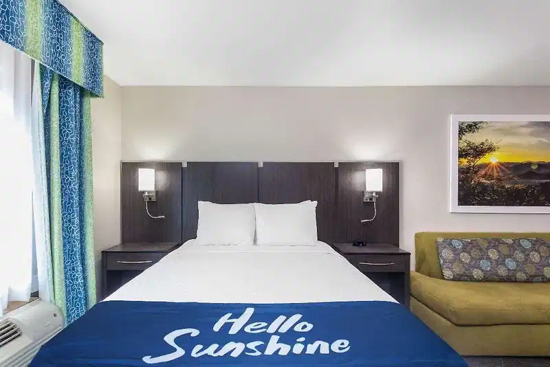 Days Inn & Suites by Wyndham East Flagstaff – Hotelfoto