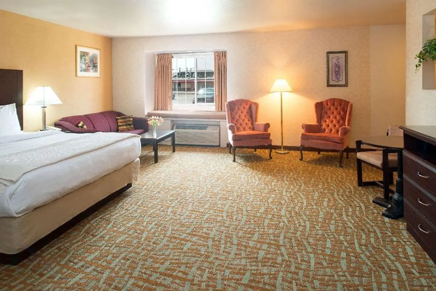 Days Inn & Suites by Wyndham Spokane Airport Airway Heights ROOM_EXAMPLE