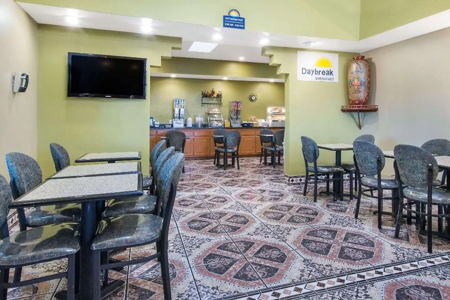 Days Inn by Wyndham Carlsbad LOUNGE_LOBBY
