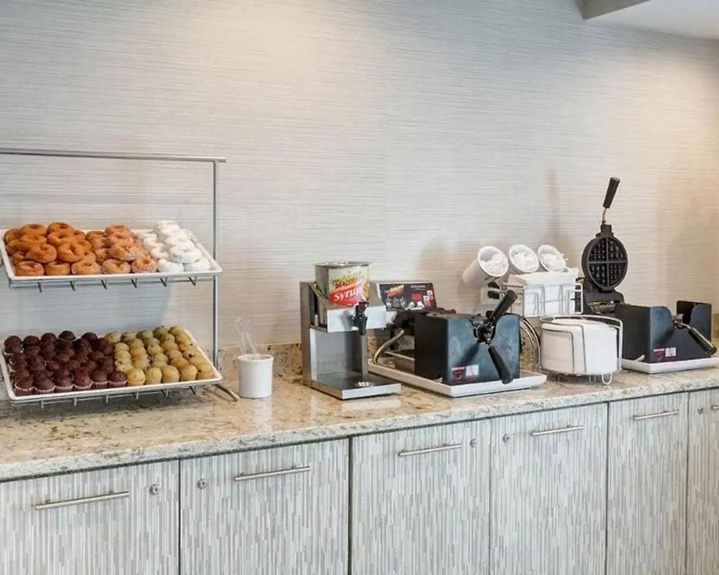 Days Inn Williamsburg Historic Area Restaurant